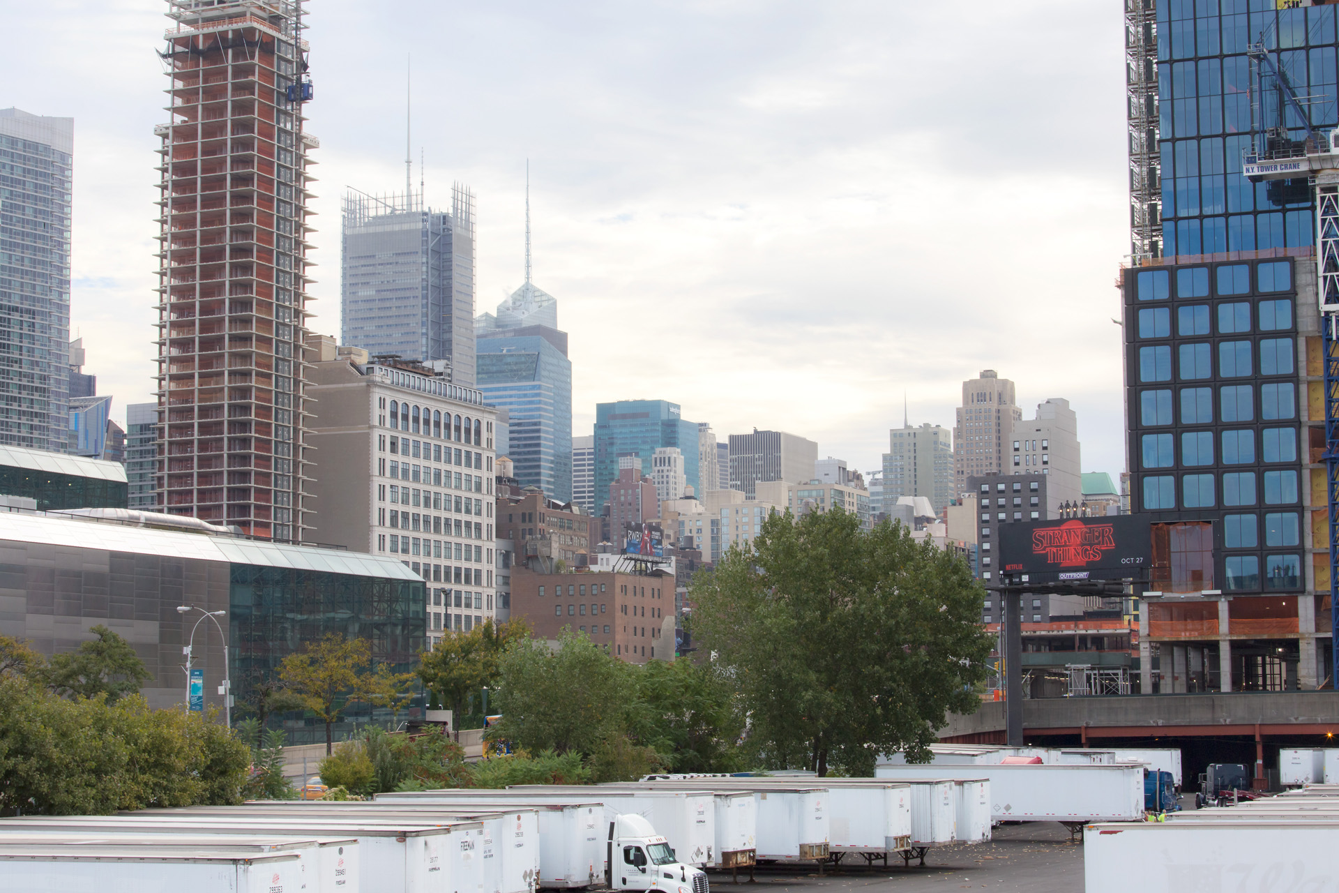 Nära The High Line och tågstation, skyskrapor New York Alexa Produktion